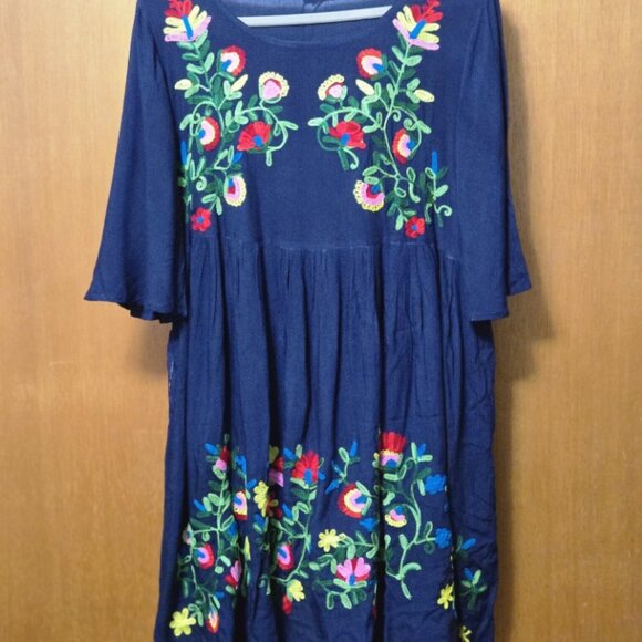 371. NWT Riviera Sun Rayon Crepe Short Dress with Multicolored Embroidery XL - Picture 2 of 10